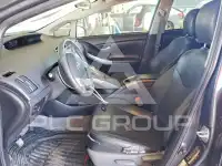 2015 Toyota PRIUS фото