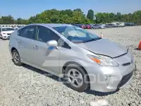 2015 Toyota PRIUS фото