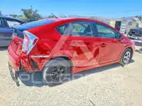 2015 Toyota PRIUS фото