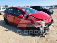 2015 Toyota PRIUS photo