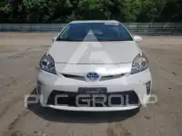 2015 Toyota PRIUS photo