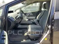 2015 Toyota PRIUS photo