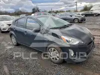 2015 Toyota PRIUS photo