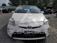 2015 Toyota PRIUS фото