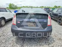 2015 Toyota PRIUS photo