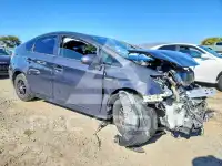 2015 Toyota PRIUS фото