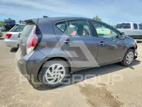 2015 Toyota PRIUS photo