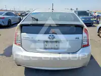 2015 Toyota PRIUS фото