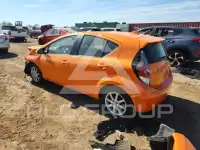2015 Toyota PRIUS photo