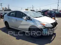 2015 Toyota PRIUS фото