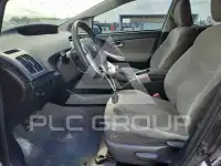 2015 Toyota PRIUS фото