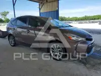 2015 Toyota PRIUS фото