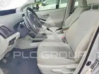 2015 Toyota PRIUS photo