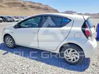 2015 Toyota PRIUS фото