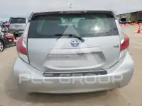2015 Toyota PRIUS photo