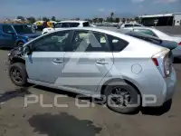 2015 Toyota PRIUS фото