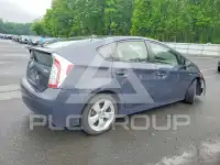 2015 Toyota PRIUS photo