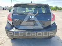 2015 Toyota PRIUS фото