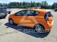 2015 Toyota PRIUS фото