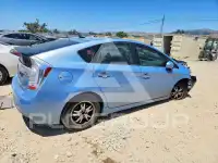 2015 Toyota PRIUS photo