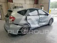 2015 Toyota PRIUS фото
