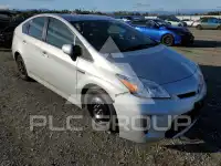 2015 Toyota PRIUS фото