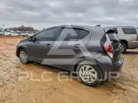 2015 Toyota PRIUS фото