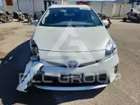 2015 Toyota PRIUS фото