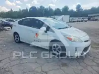 2015 Toyota PRIUS photo