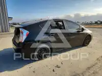 2015 Toyota PRIUS фото