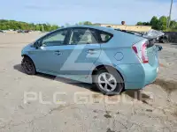 2015 Toyota PRIUS фото