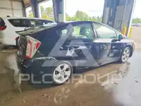 2015 Toyota PRIUS фото