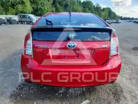 2015 Toyota PRIUS фото