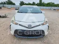 2015 Toyota PRIUS фото