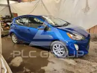 2015 Toyota PRIUS фото