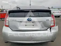 2015 Toyota PRIUS photo