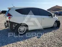 2015 Toyota PRIUS photo