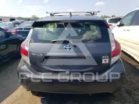 2015 Toyota PRIUS фото