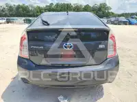 2015 Toyota PRIUS photo