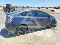 2015 Toyota PRIUS фото