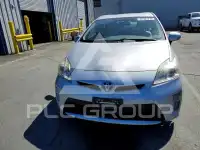 2015 Toyota PRIUS фото