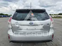 2015 Toyota PRIUS photo