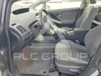 2015 Toyota PRIUS фото