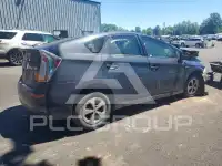 2015 Toyota PRIUS фото