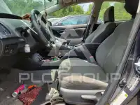 2015 Toyota PRIUS фото