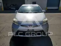 2015 Toyota PRIUS фото