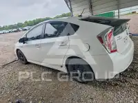 2015 Toyota PRIUS фото
