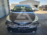 2015 Toyota PRIUS фото