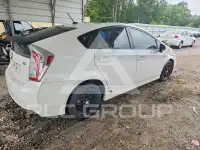 2015 Toyota PRIUS фото