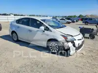 2015 Toyota PRIUS фото